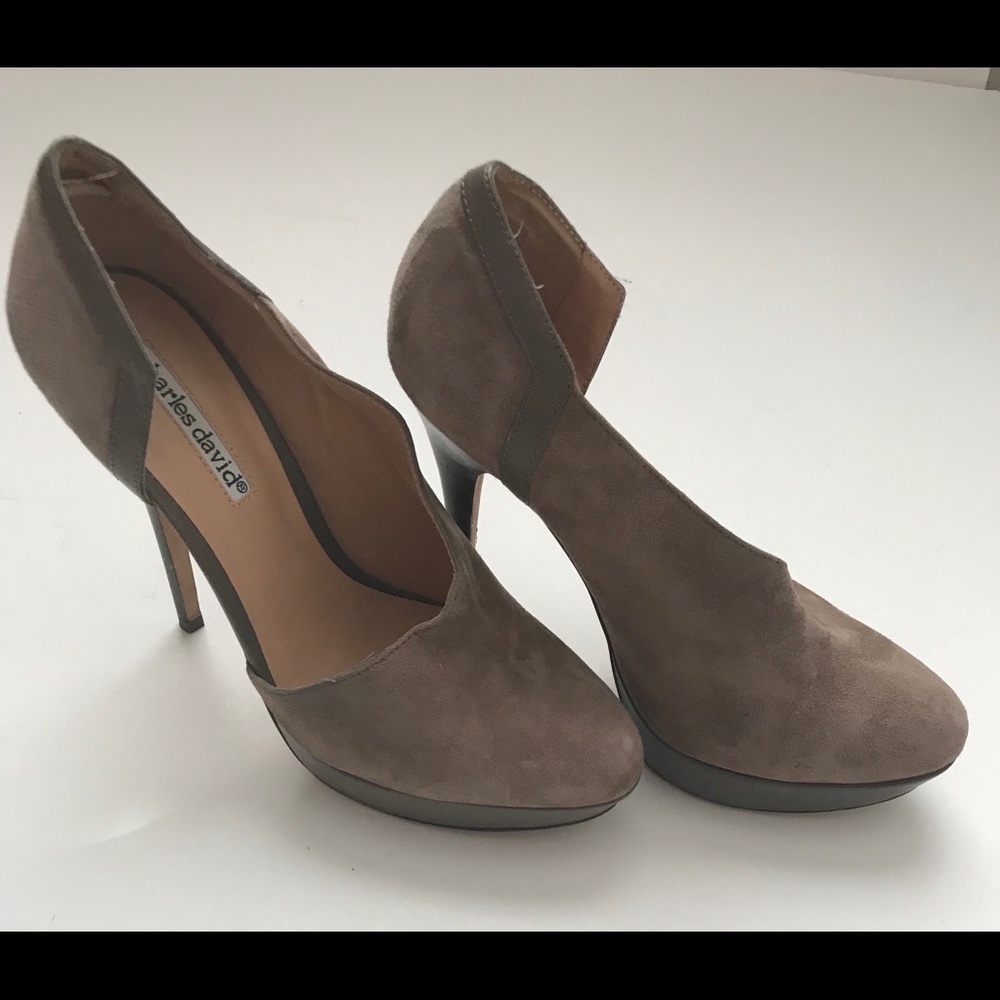 🆄🅴🅲 Charles David platform heels